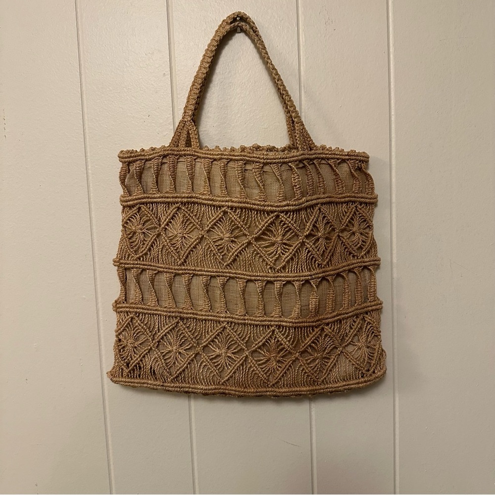 Vintage handcrafted 70’s macrame boho Woven Tote in Tan